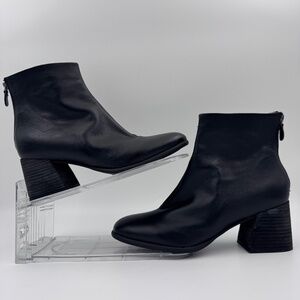 Gentle Souls Kenneth Cole Women's Black Leather Sandryn Ankle Booties - Size 9